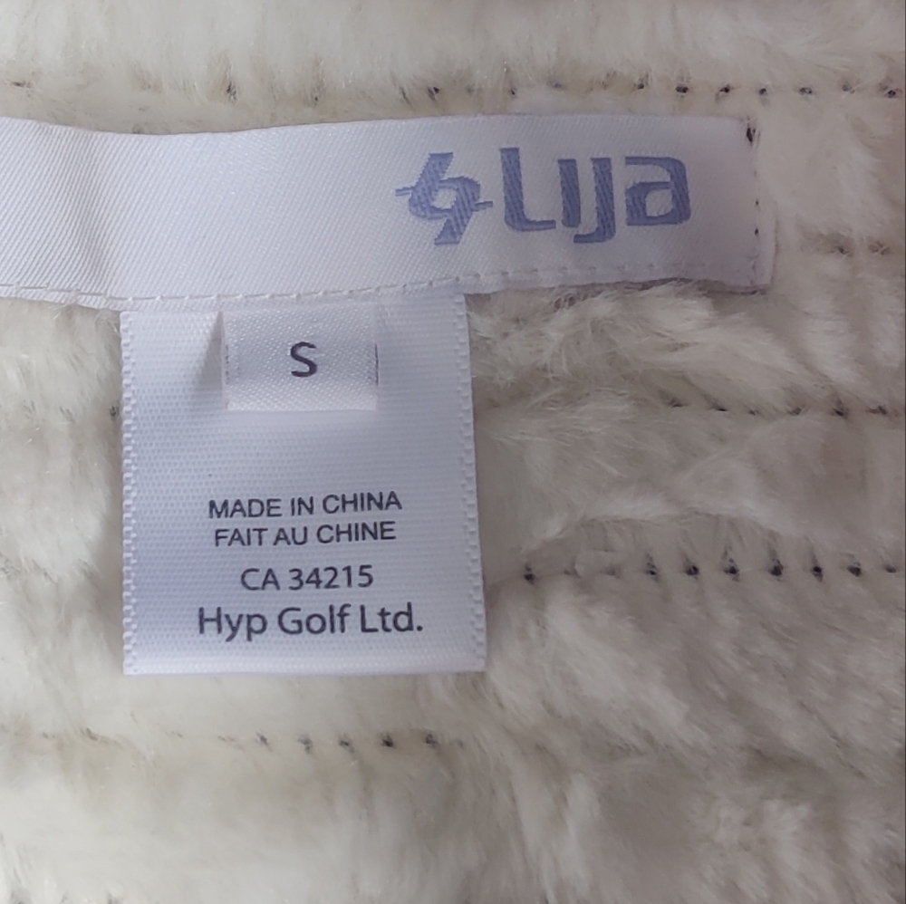 Lija Quilted Golf Burgundy Jacket - Picture 3 of 9
